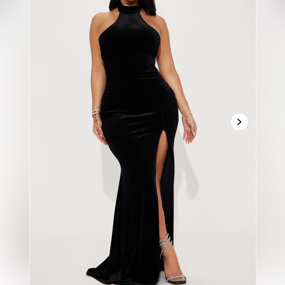 Velvet maxi gown, black